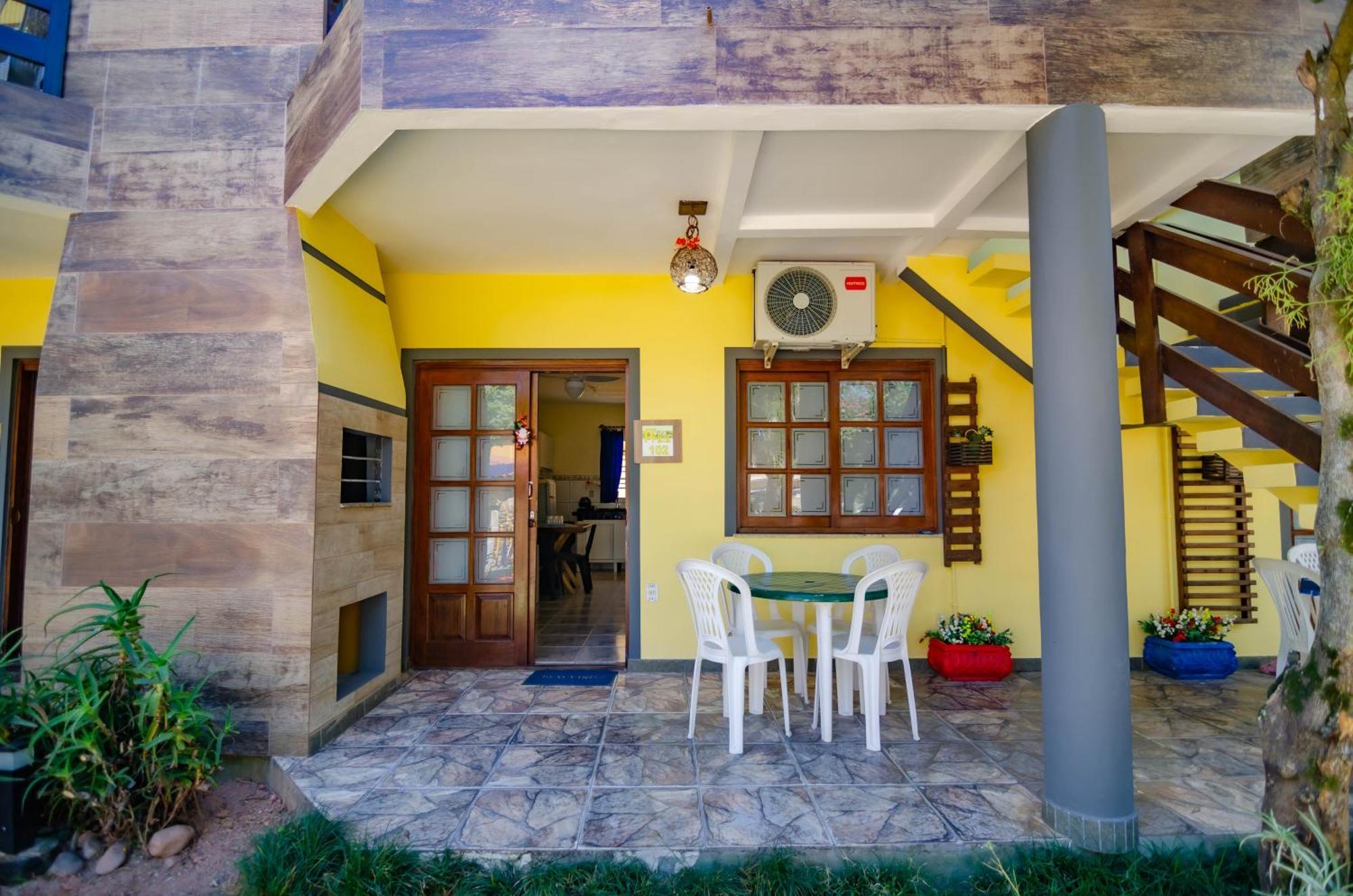 Pousada Vila Da Praia Pinheira Exterior photo